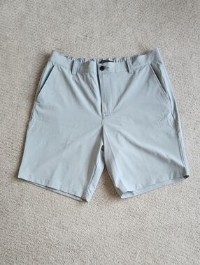 Mens Banana Republic Gray Shorts Size 36